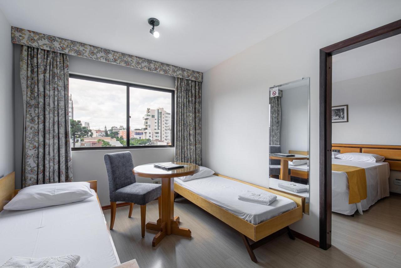Hotel Flat Petras Residence Curitiba Esterno foto