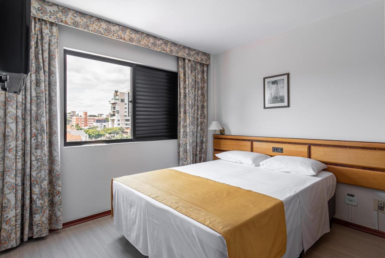 Hotel Flat Petras Residence Curitiba Esterno foto