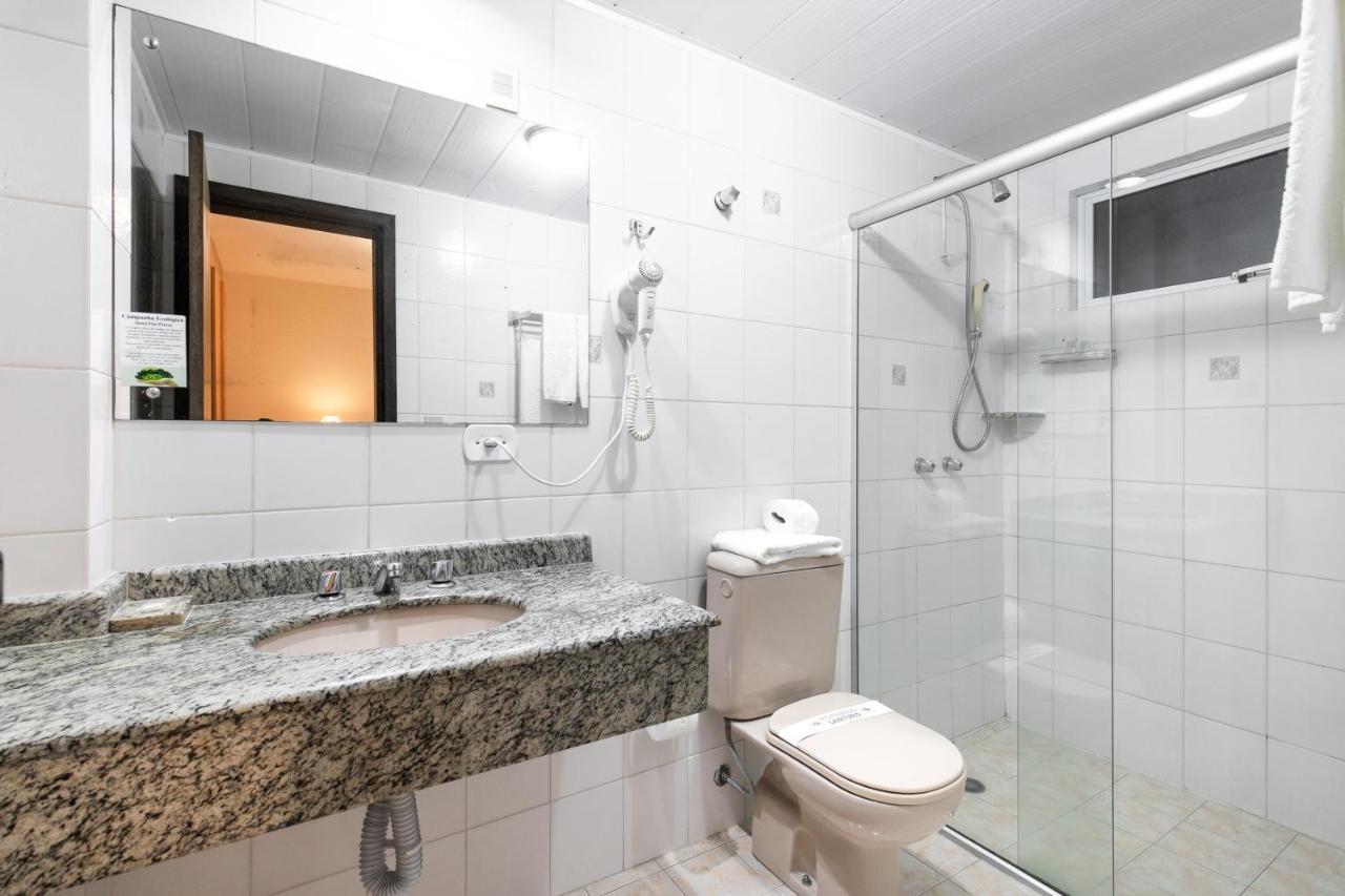 Hotel Flat Petras Residence Curitiba Esterno foto
