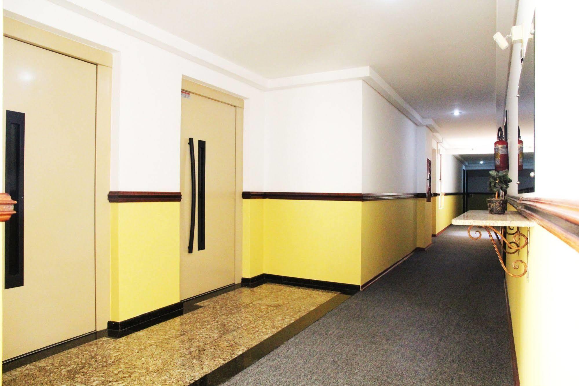 Hotel Flat Petras Residence Curitiba Esterno foto