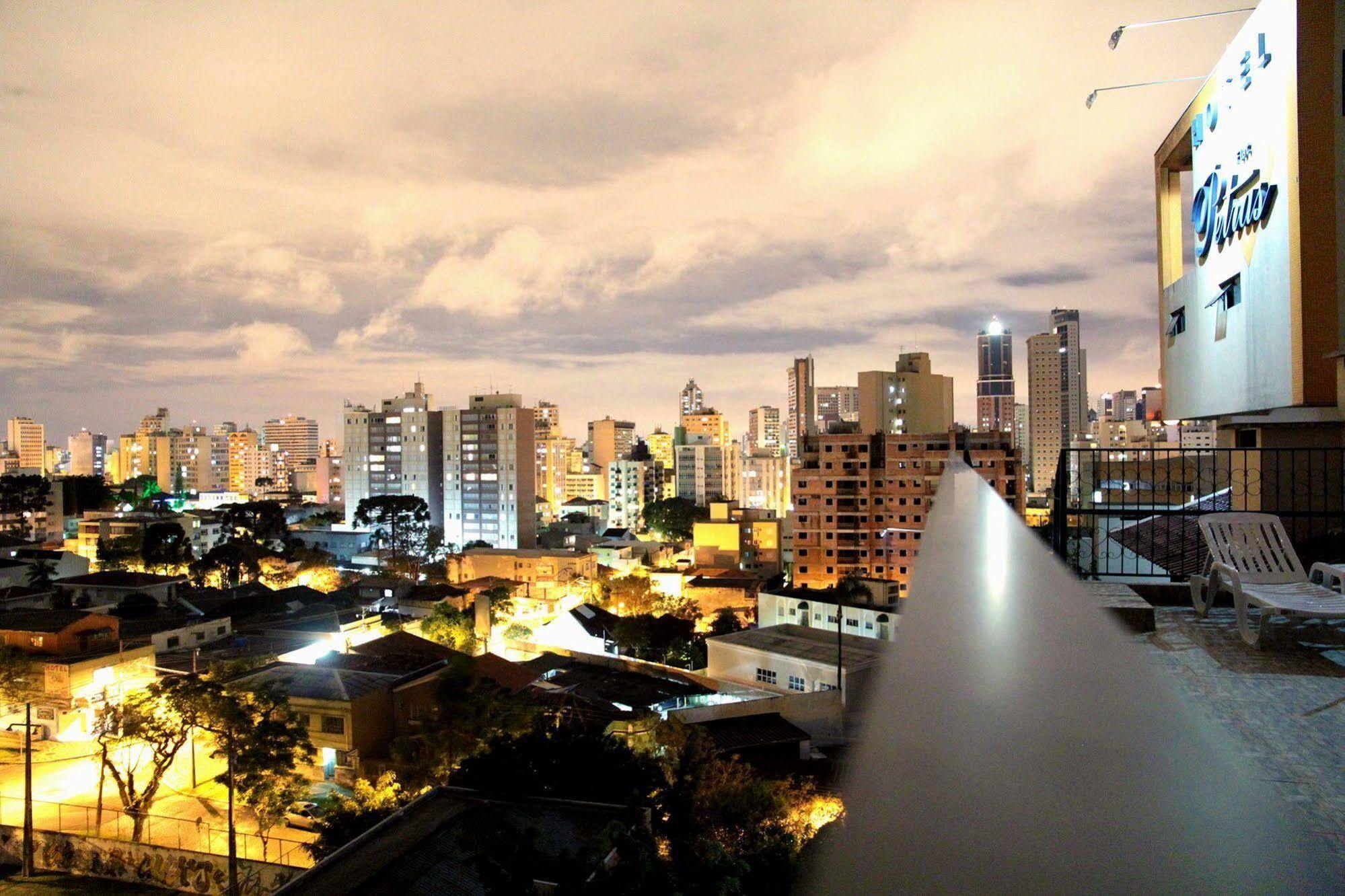 Hotel Flat Petras Residence Curitiba Esterno foto